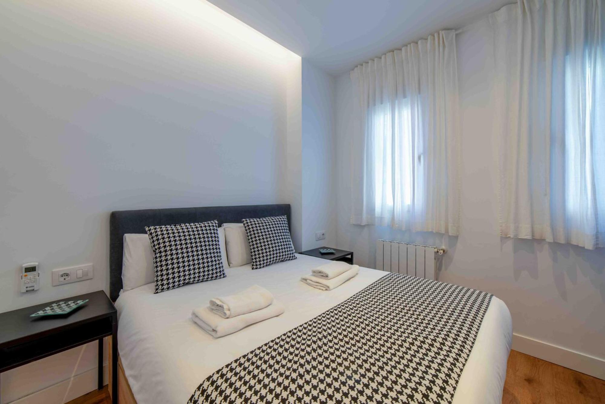 Acogedor Piso En Barrio De Salamanca 2 Hab 2 Bano Madrid Luaran gambar